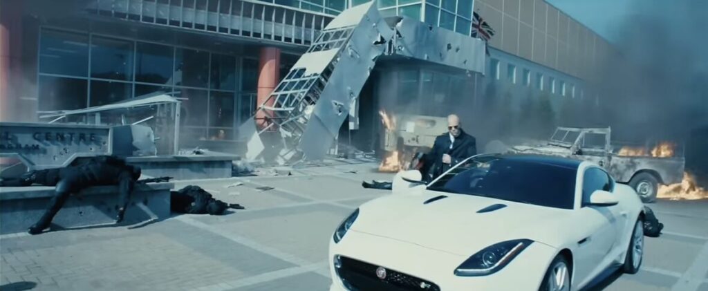 ワイルドスピード SKY MISSION 登場車 ジャガーFタイプ 劇中シーン